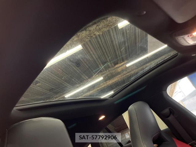 Mercedes Benz CLA-CLASS 2021-10 8647104-3