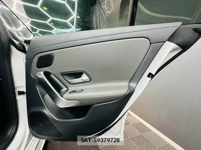 Mercedes Benz CLA-CLASS 2019-12 8652786-13