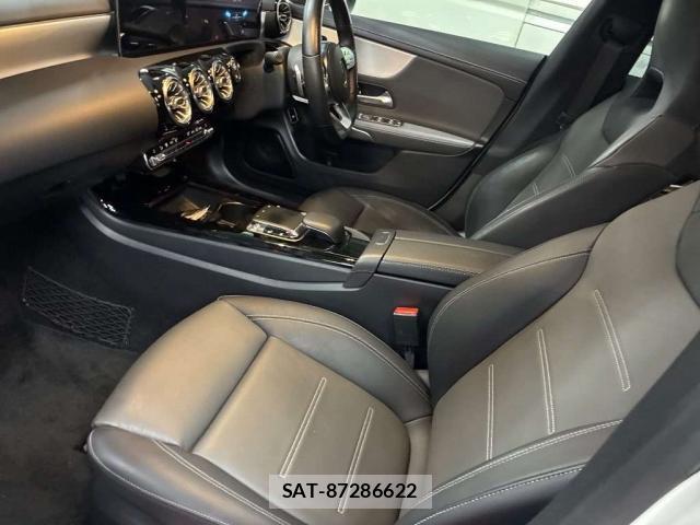 Mercedes Benz CLA-CLASS 2019-09 8649014-5