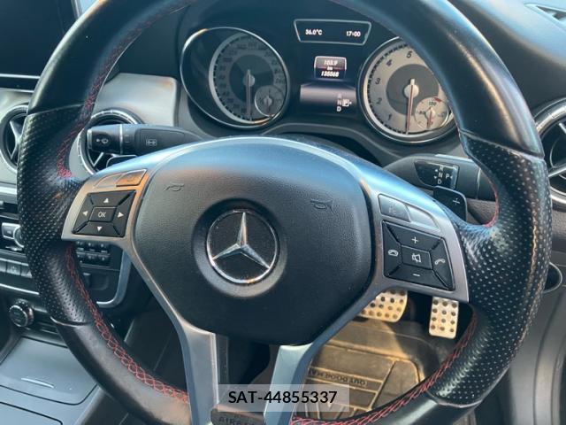 Mercedes Benz CLA-CLASS 2013-12 8649345-9