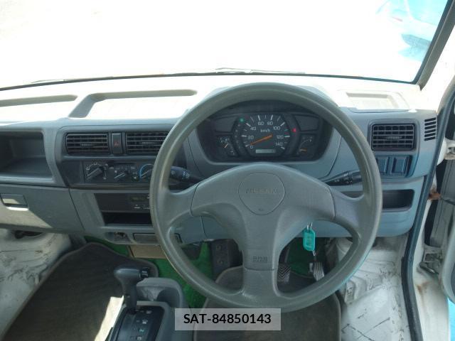 Nissan CLIPPER TRUCK 2004-05 8647089-2