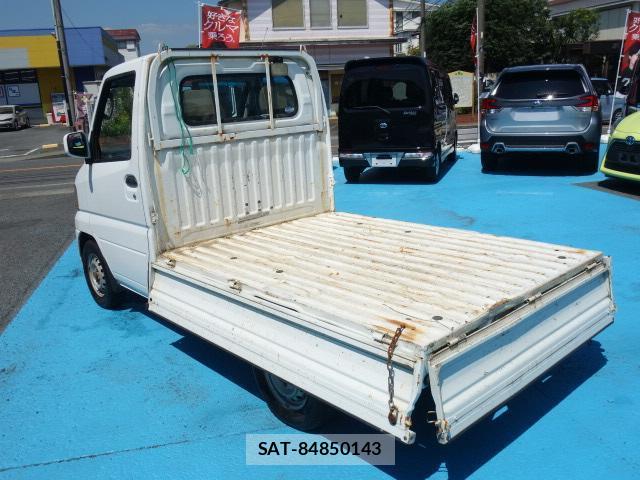 Nissan CLIPPER TRUCK 2004-05 8647089-9