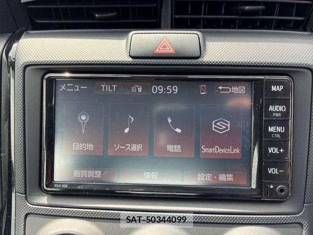 Toyota COROLLA AXIO 2021-08 8647058-3