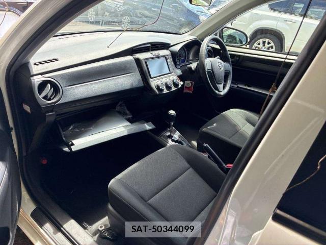 Toyota COROLLA AXIO 2021-08 8647058-5