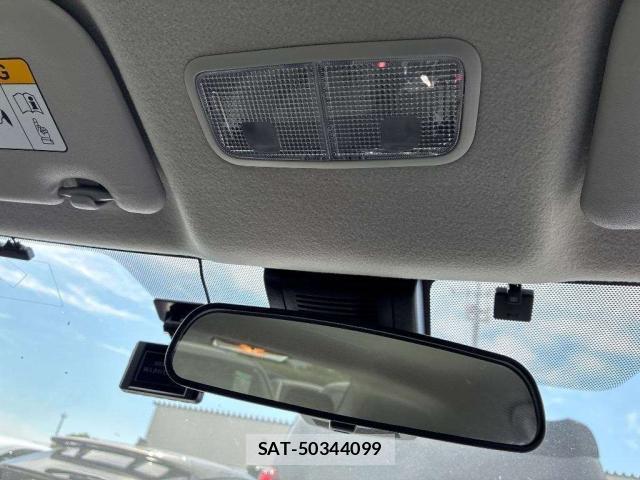 Toyota COROLLA AXIO 2021-08 8647058-7