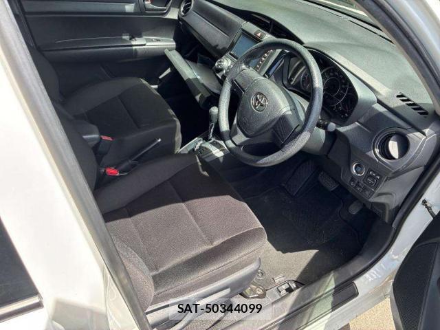 Toyota COROLLA AXIO 2021-08 8647058-8