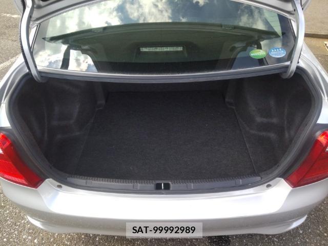 Toyota COROLLA AXIO 2019-08 8647527-7