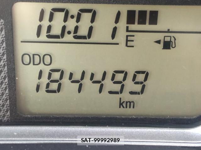 Toyota COROLLA AXIO 2019-08 8647527-9