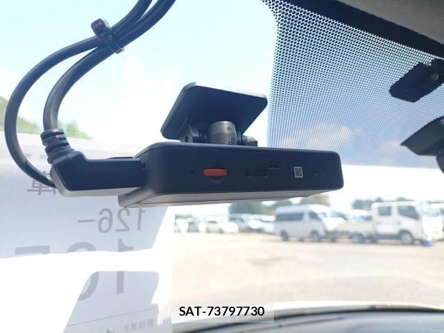 Toyota COROLLA AXIO 2015-08 8647570-16