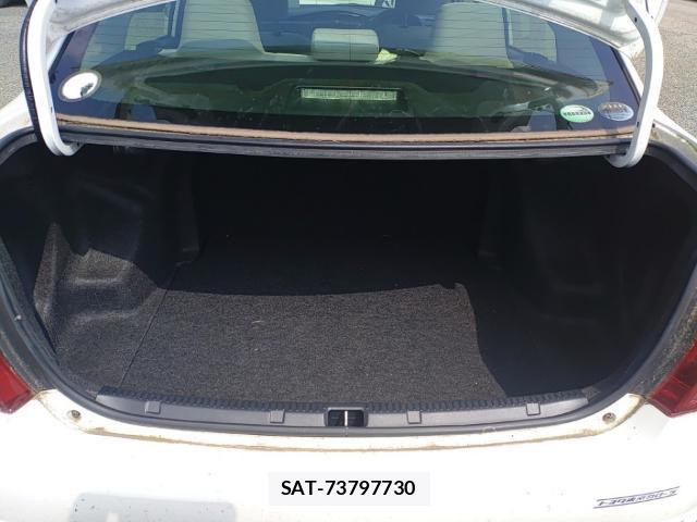 Toyota COROLLA AXIO 2015-08 8647570-7