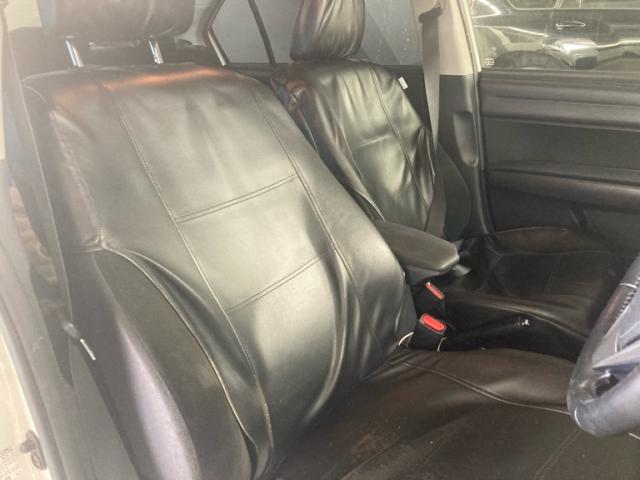 Toyota COROLLA AXIO 2018-07 8648371-9