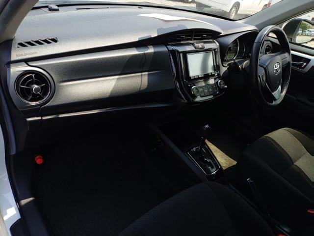 Toyota COROLLA AXIO 2017-08 8648628-15