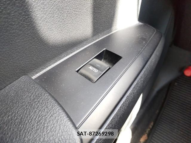 Toyota COROLLA AXIO 2019-08 8653352-12