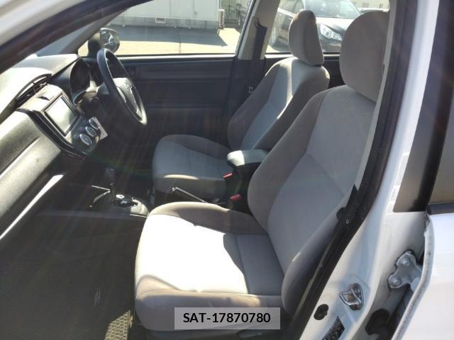 Toyota COROLLA AXIO 2016-08 8653369-15