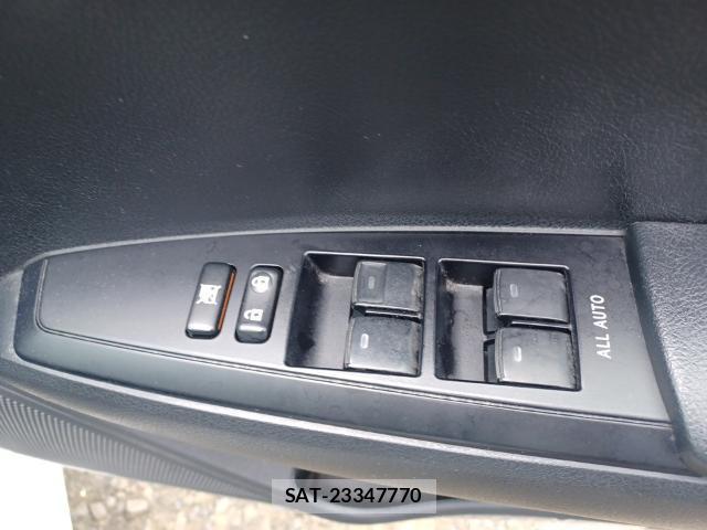 Toyota COROLLA AXIO 2015-08 8653425-13