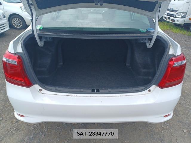 Toyota COROLLA AXIO 2015-08 8653425-7