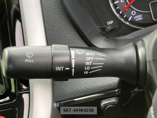 Toyota COROLLA AXIO 2018-02 8653501-16