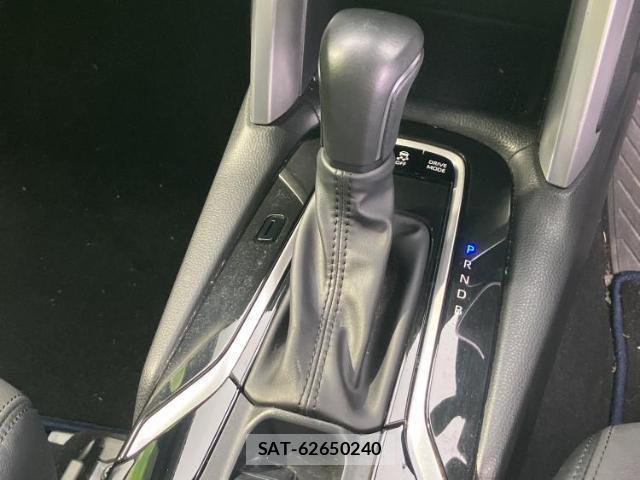 Toyota COROLLA CROSS 2024-02 8648876-17