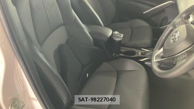 Toyota COROLLA CROSS 2023-05 8651396-5