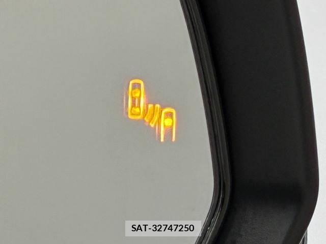 Toyota COROLLA CROSS 2021-12 8653849-4