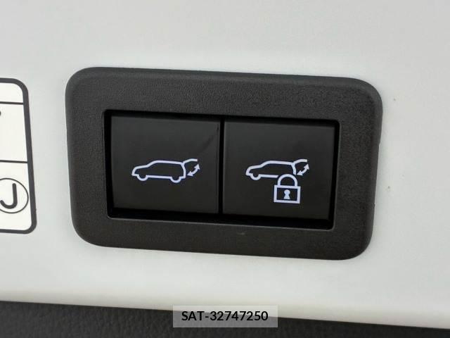 Toyota COROLLA CROSS 2021-12 8653849-9