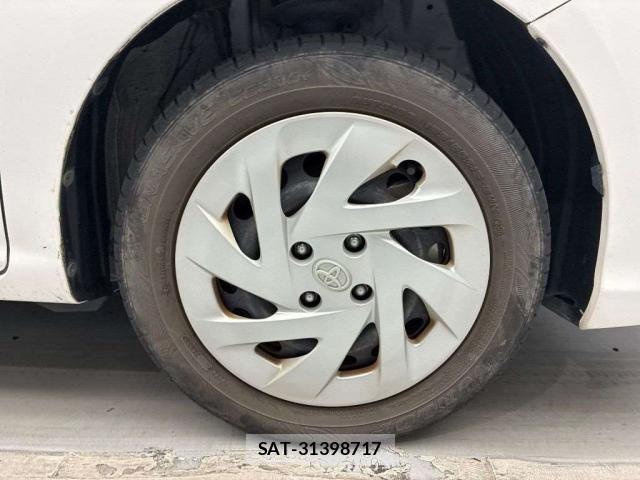Toyota COROLLA FIELDER 2021-08 8647060-7