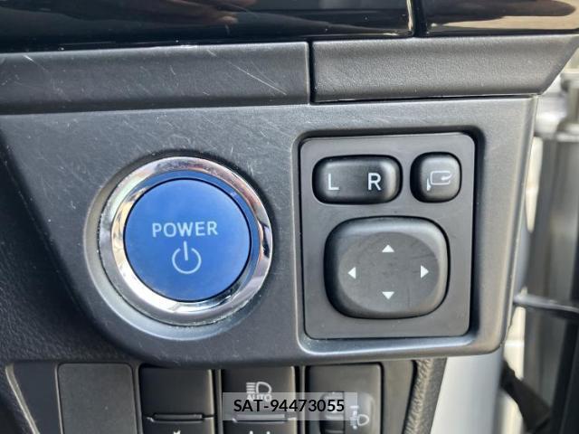 Toyota COROLLA FIELDER 2017-12 8651584-16