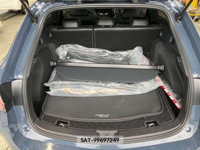 Toyota COROLLA TOURING 2023-02 8649044-6