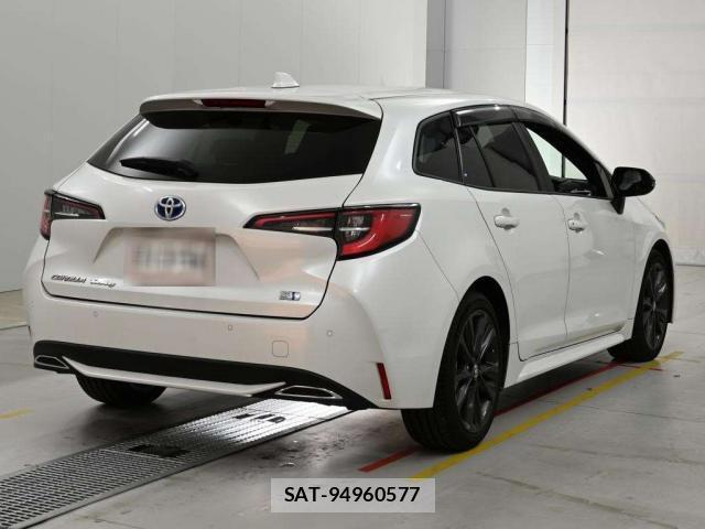 Toyota COROLLA TOURING 2022-01 8649294-8