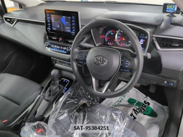 Toyota COROLLA TOURING 2021-02 8650714-2