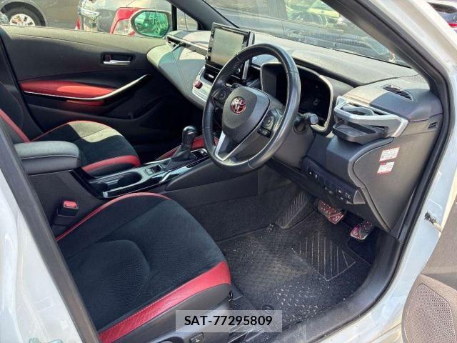 Toyota COROLLA SPORT 2021-05 8647015-6