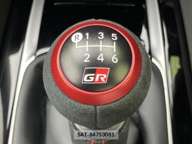 Toyota COROLLA SPORT 2020-07 8647140-17