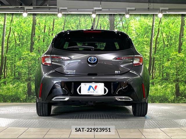 Toyota COROLLA SPORT 2021-04 8648222-13