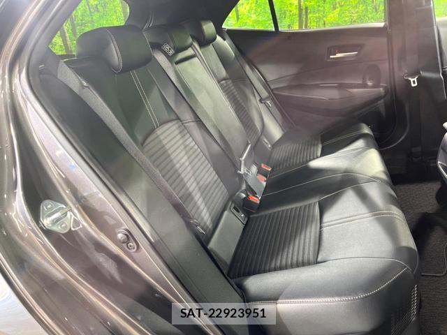 Toyota COROLLA SPORT 2021-04 8648222-8