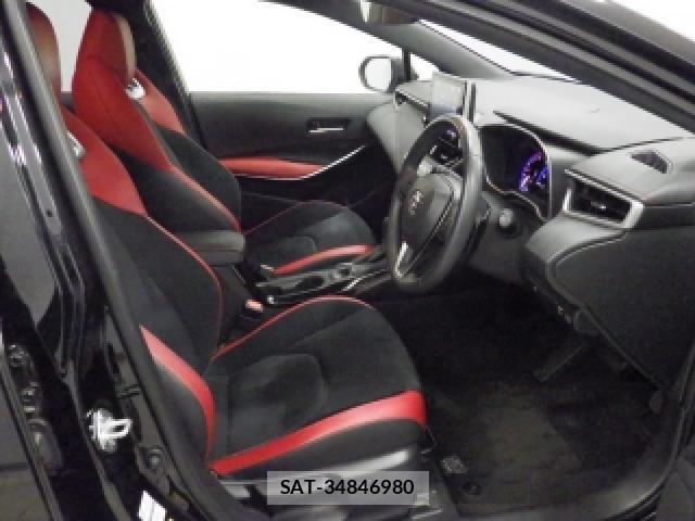 Toyota COROLLA SPORT 2020-02 8648887-3