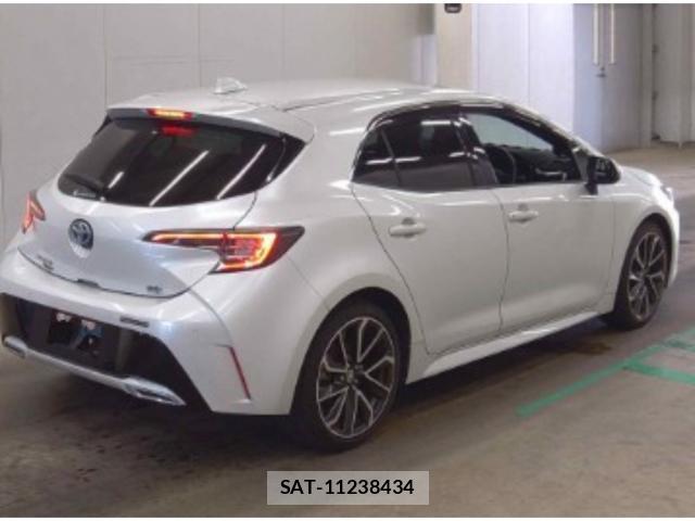 Toyota COROLLA SPORT 2022-01 8648943-4