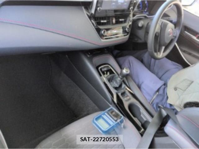 Toyota COROLLA SPORT 2022-05 8648949-2