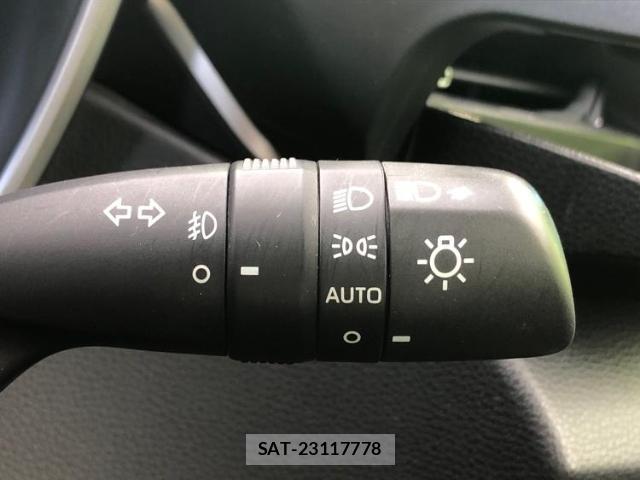 Toyota COROLLA SPORT 2018-07 8653477-16