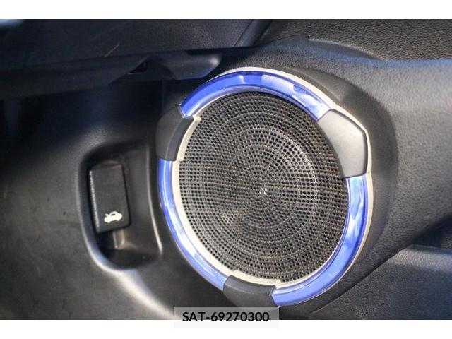 Honda CR-Z 2011-09 8647791-16
