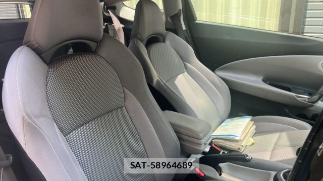 Honda CR-Z 2010-05 8651270-5
