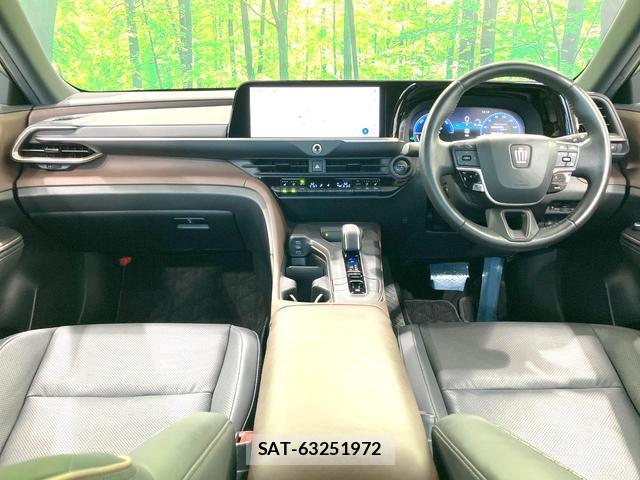 Toyota Crown Crossover 2023-02 8647219-1