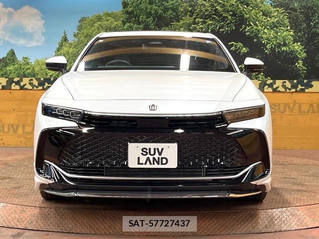 Toyota Crown Crossover 2023-09 8647295-13
