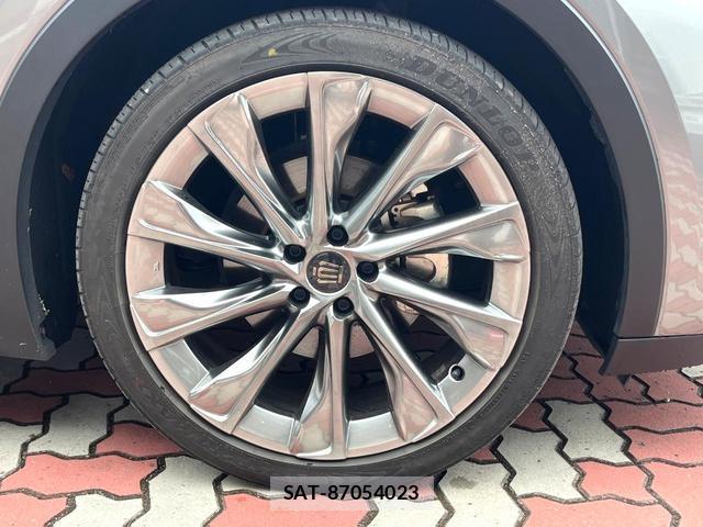 Toyota Crown Crossover 2023-03 8648332-12