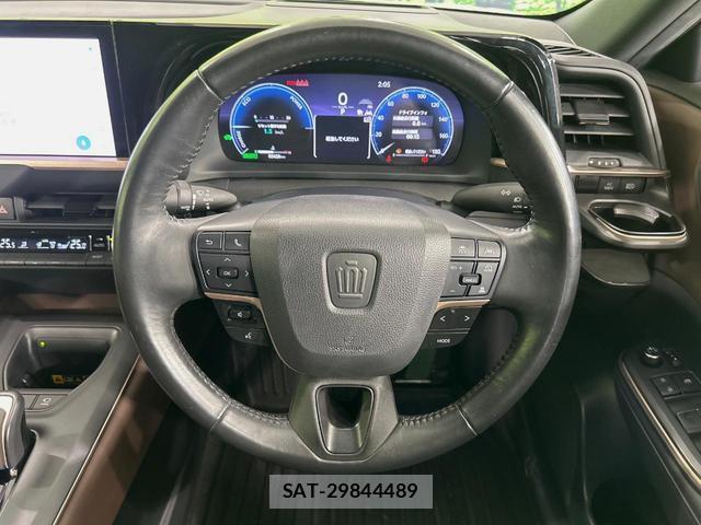Toyota Crown Crossover 2023-11 8653020-10