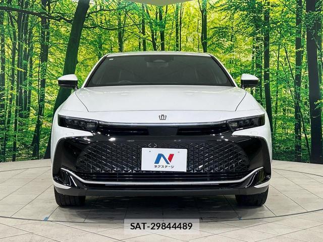 Toyota Crown Crossover 2023-11 8653020-13