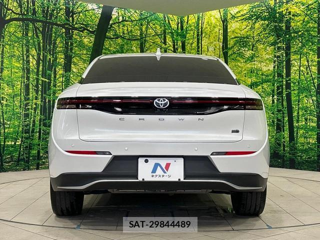 Toyota Crown Crossover 2023-11 8653020-14