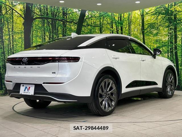 Toyota Crown Crossover 2023-11 8653020-16