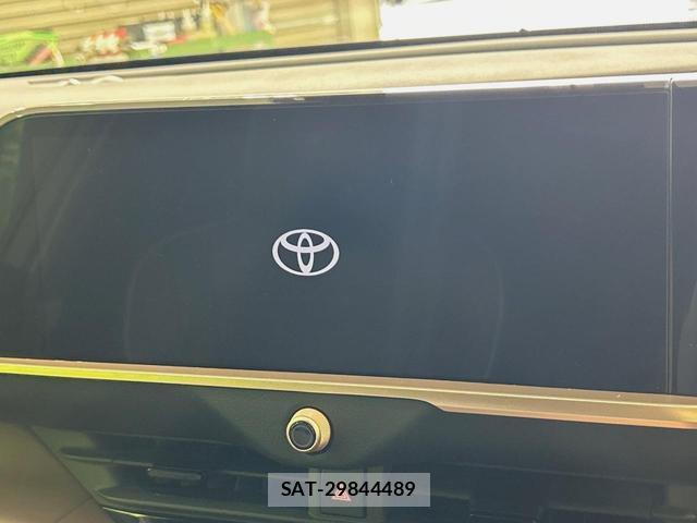 Toyota Crown Crossover 2023-11 8653020-2