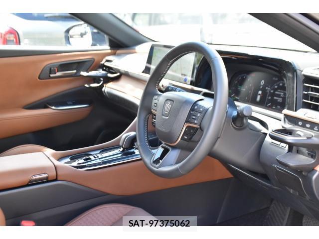 Toyota CROWN ESTATE 2025-07 8647451-16