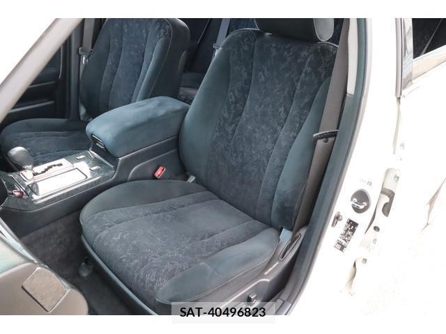 Toyota CROWN ESTATE 2006-03 8647966-17